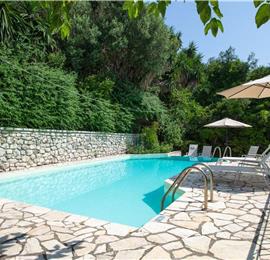 3 bedroom villa with heated pool in Kassiopi, Corfu, sleeps 6